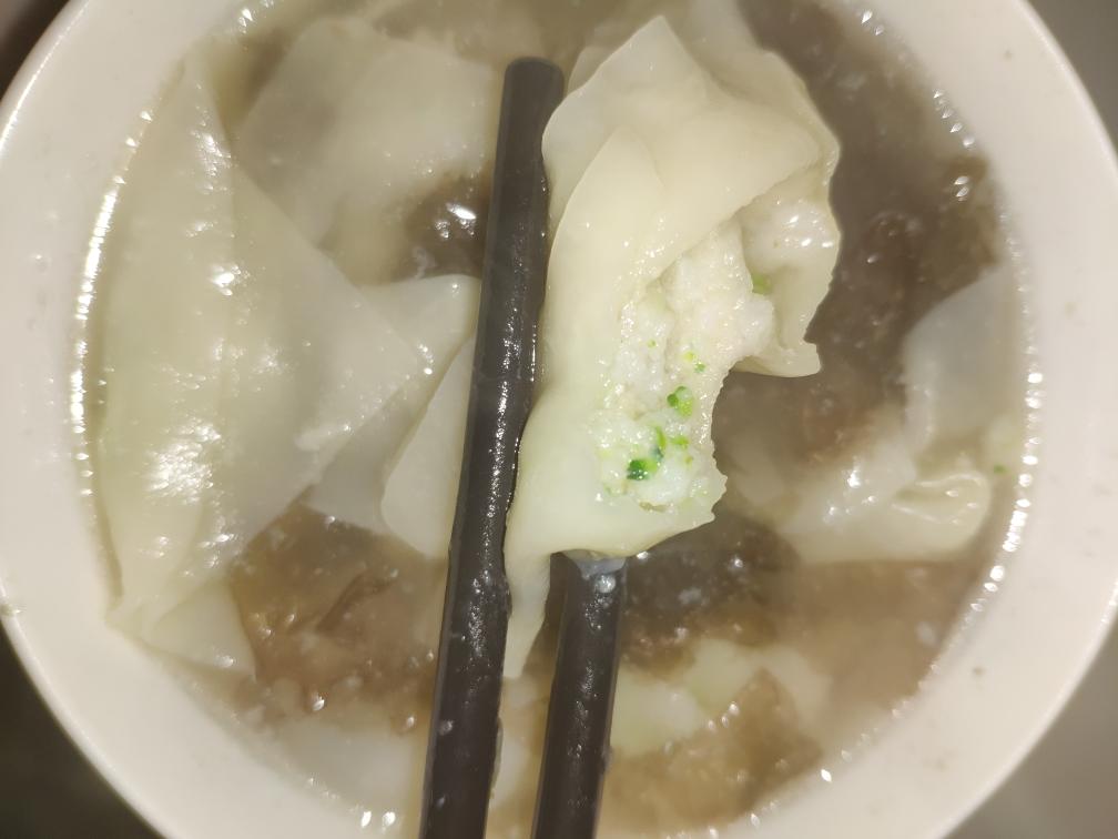 宝宝鱼肉馄饨的做法