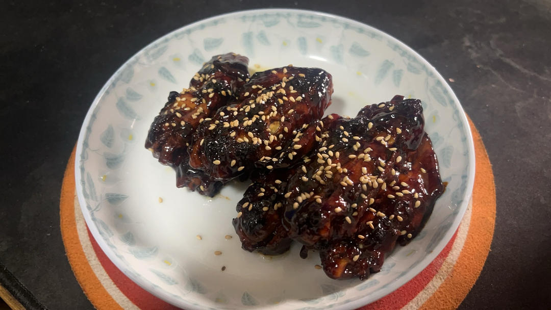 好吃到吮手指的【可乐鸡翅】，新手零失败做法～