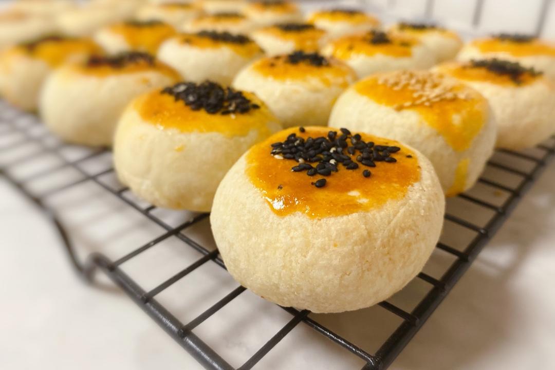 酥掉渣皮 内馅细腻 | 酥皮绿豆饼