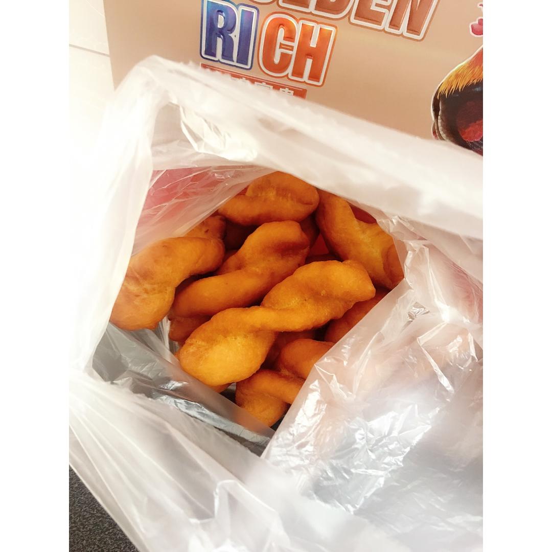 视频食谱～炸麻花