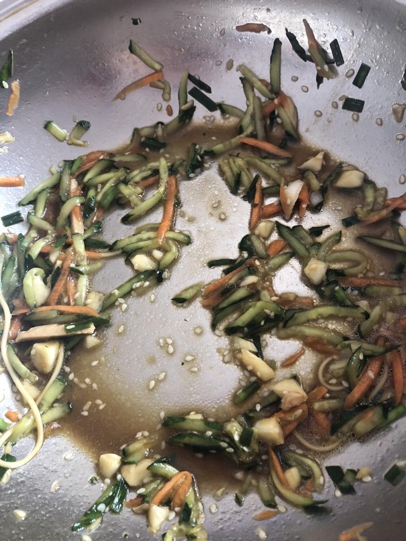 巨好吃㊙️酸辣凉拌面❗️十分钟搞定，简单快手❗️