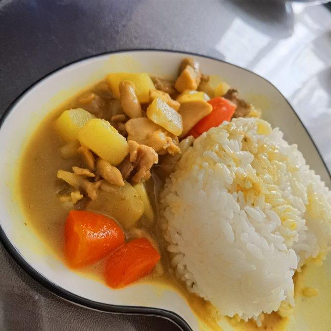 零失败日式咖喱鸡肉饭！！最正宗日本家庭做法！简单又好吃！