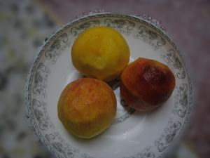 自制糖水黄桃的做法 步骤2