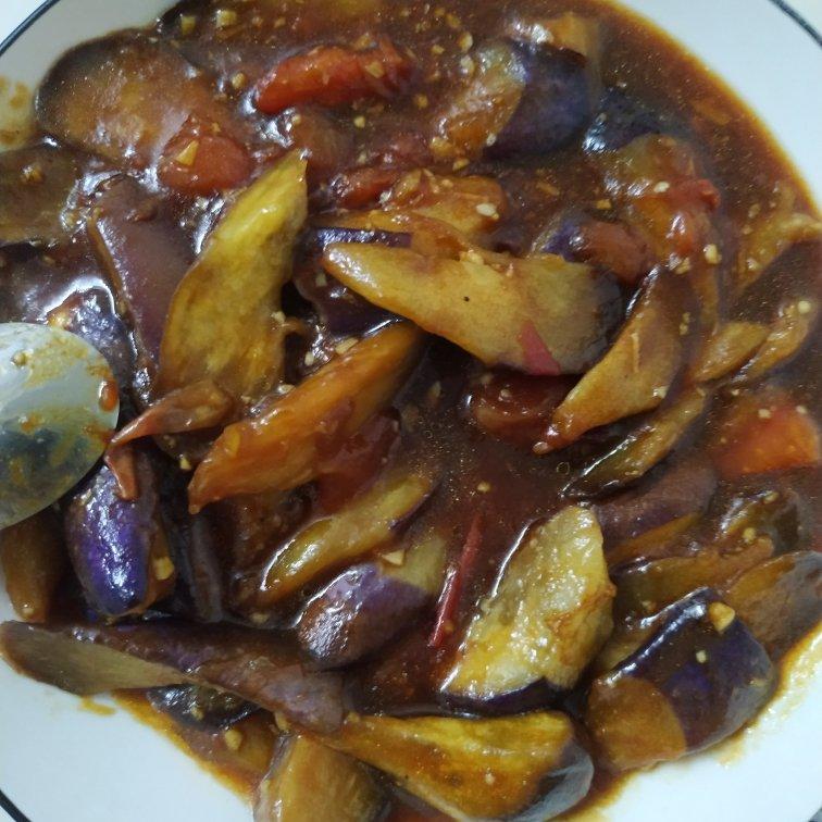 红烧茄子（佐西红柿尖椒）