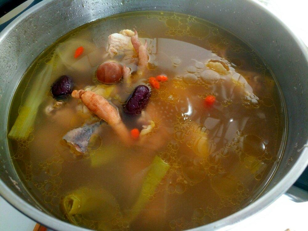 大骨头炖冬瓜汤