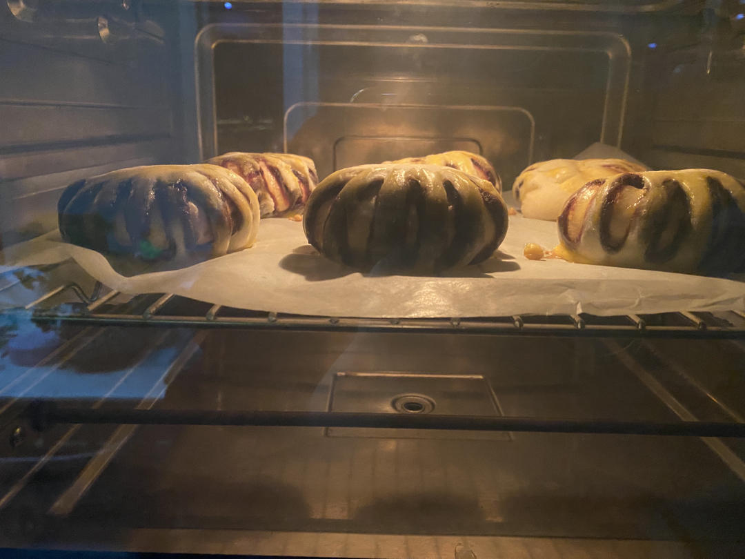 红豆沙面包卷
