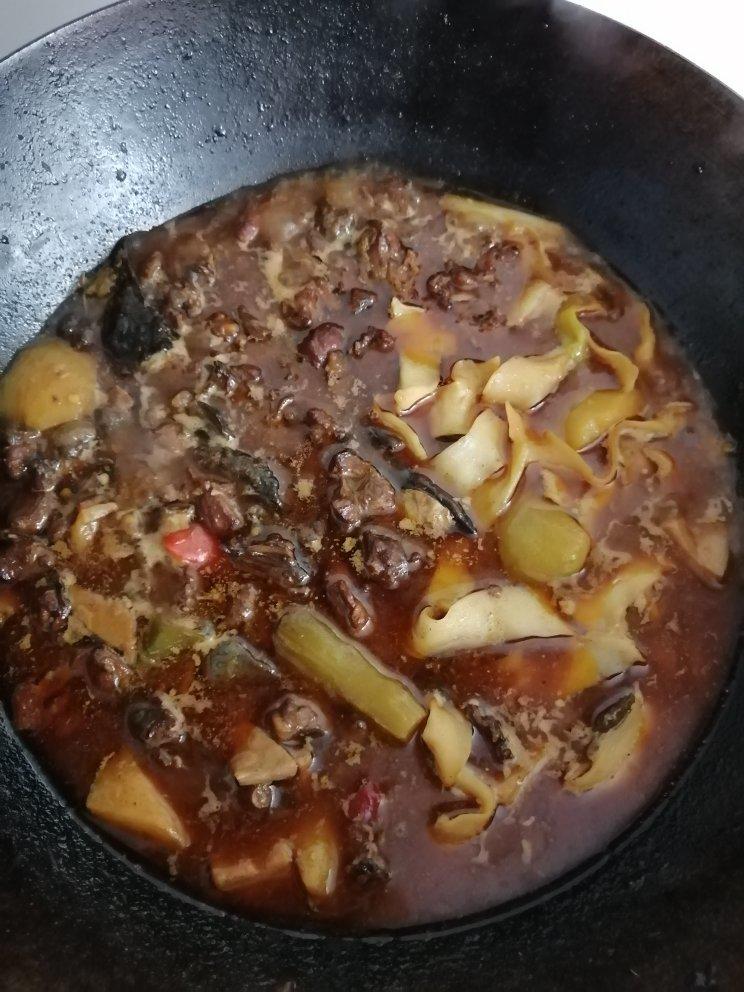 新疆大盘鸡无需争议