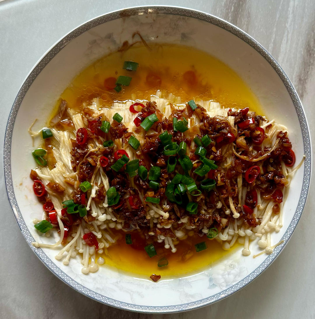 超级下饭的蒜蓉金针菇！好吃到爆