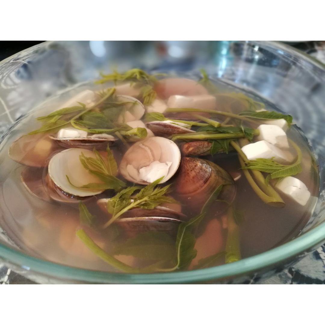 文蛤豆腐汤