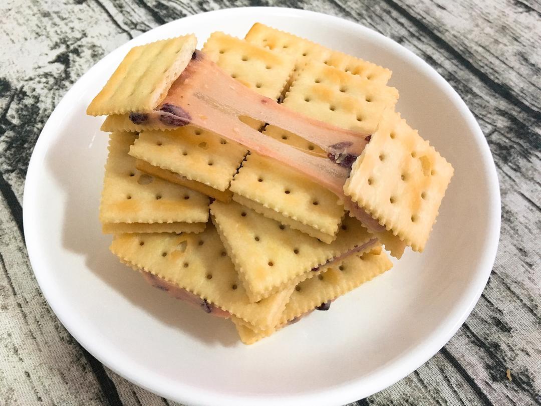 拉丝蔓越莓牛轧糖饼干的做法