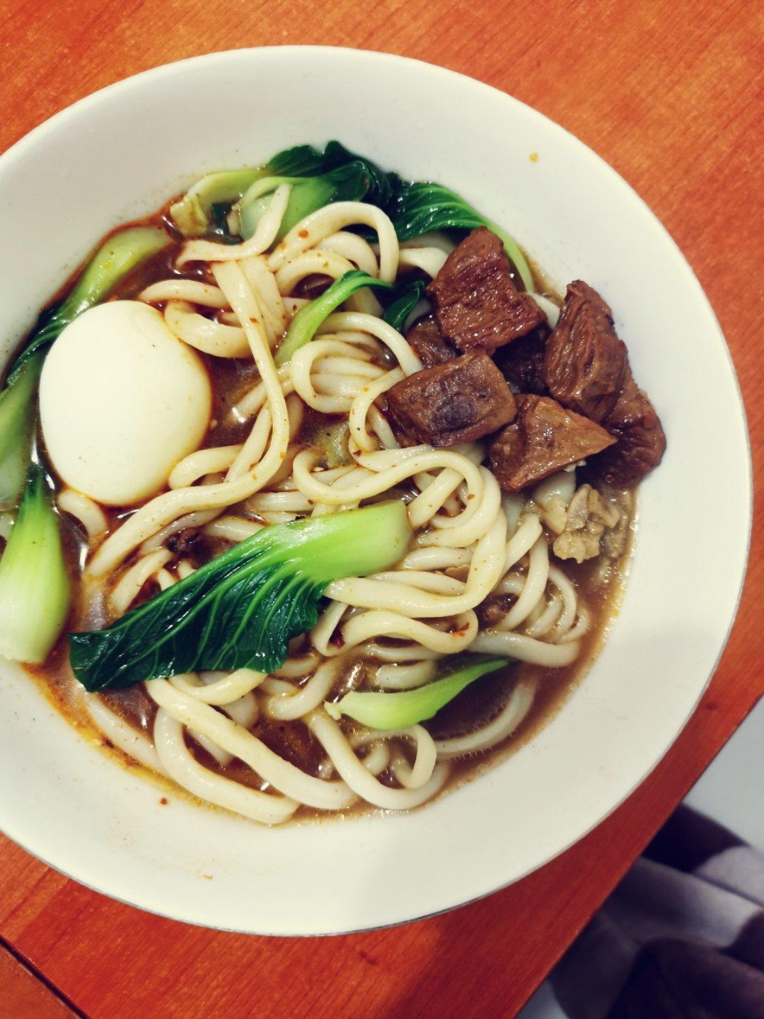 红烧牛肉面