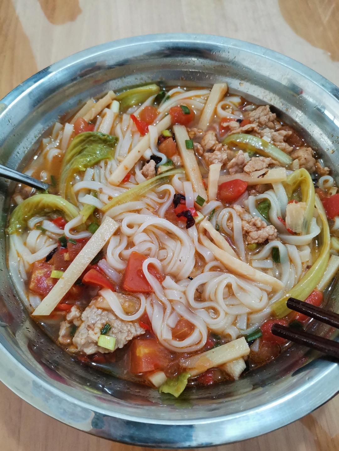 Q版-南宁老友粉