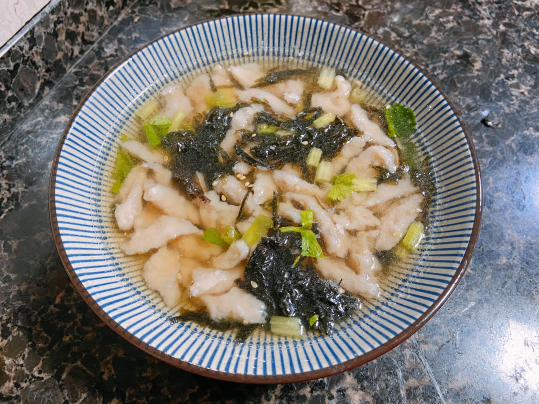 美极小蘑菇做的温州瘦肉丸自制无添加剂快手做的猪肉羹