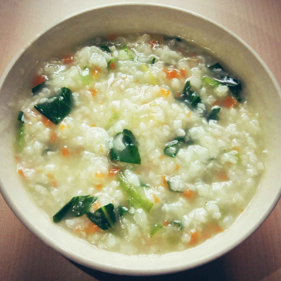 胡萝卜青菜粥