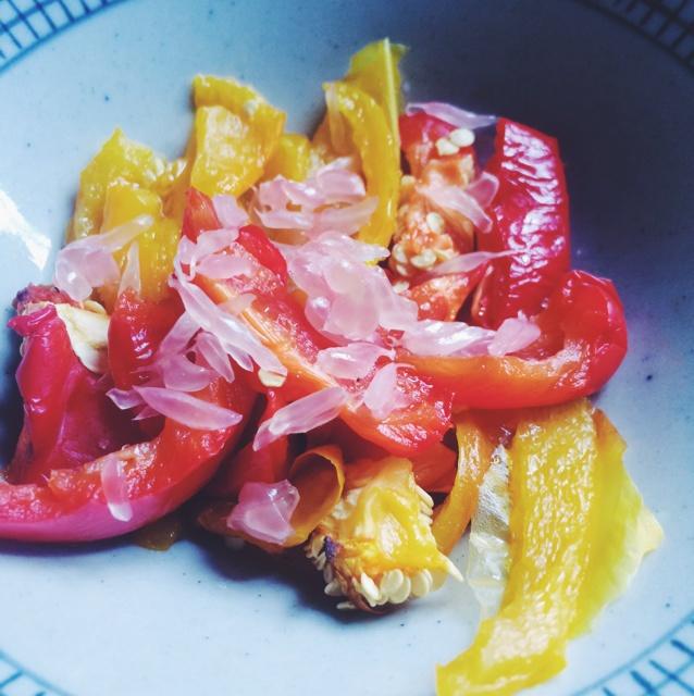 红柚彩椒沙拉的做法