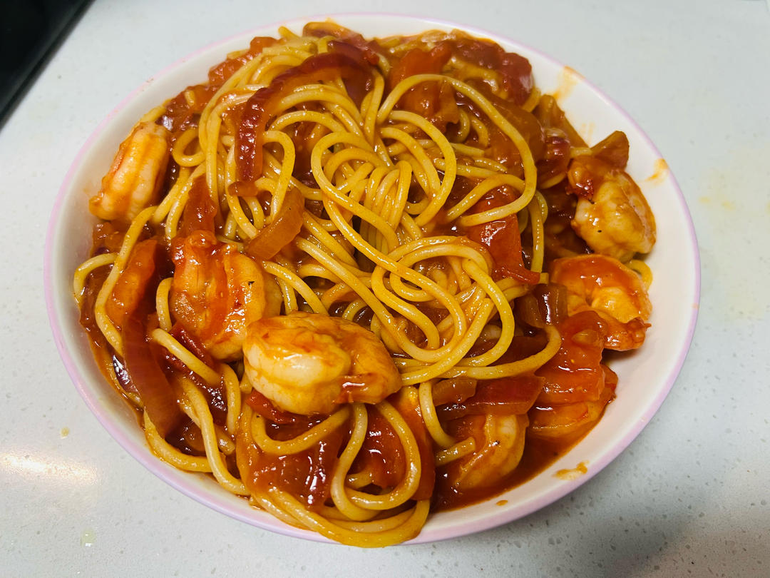 虾仁蕃茄意大利面