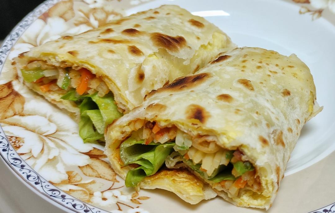 张张都鼓大泡的鸡蛋灌饼这样做不鼓大泡都难