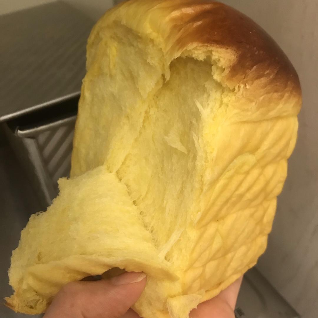 超级绵软拉丝的——牛奶南瓜吐司