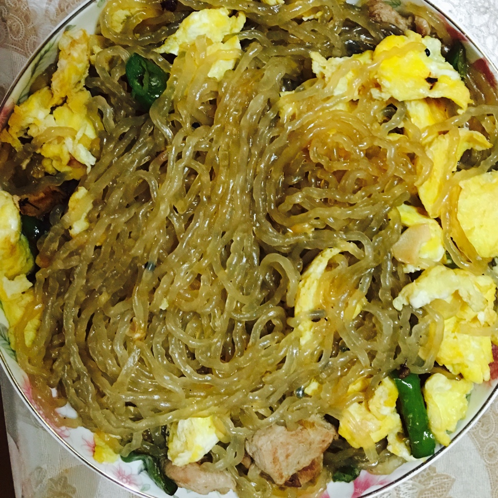 樱桃cherry君做的家常粉条鸡蛋