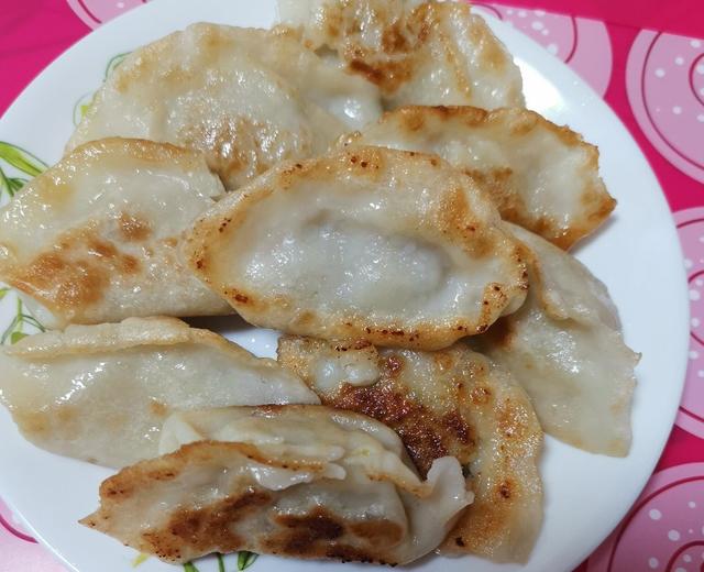 煎饺子