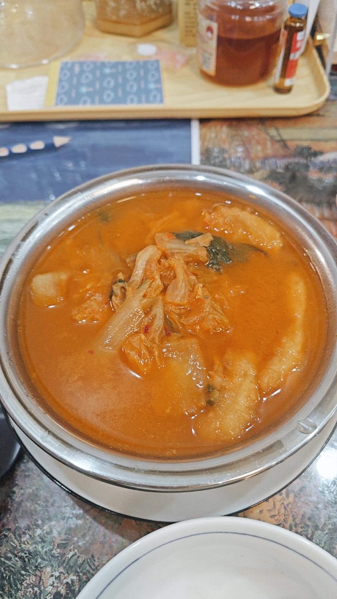 泡菜豆腐汤（无辣椒粉版）的做法