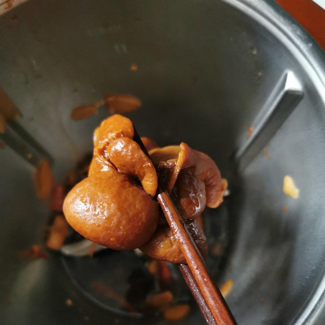 卤肥肠