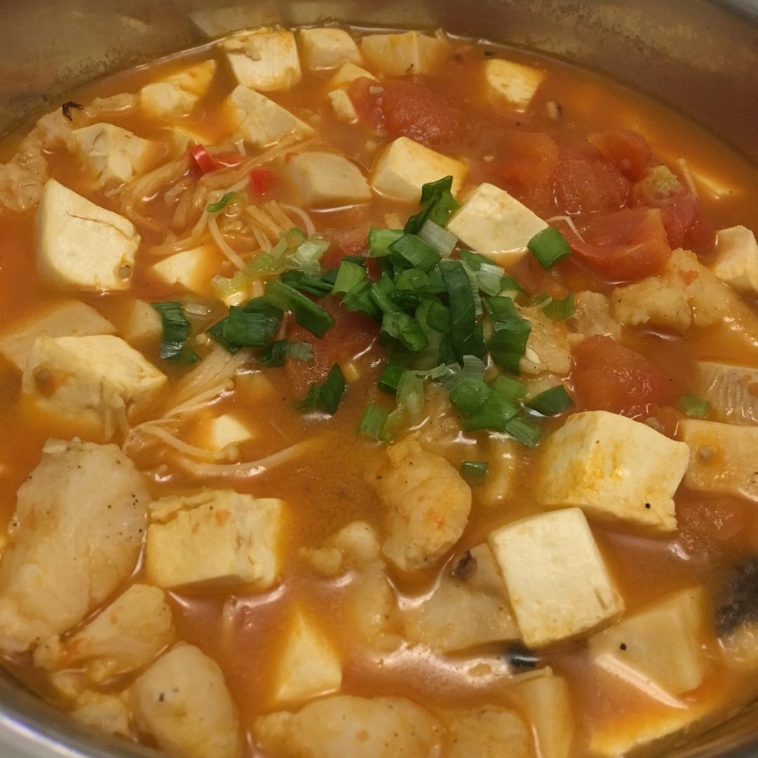 龙利鱼豆腐煲