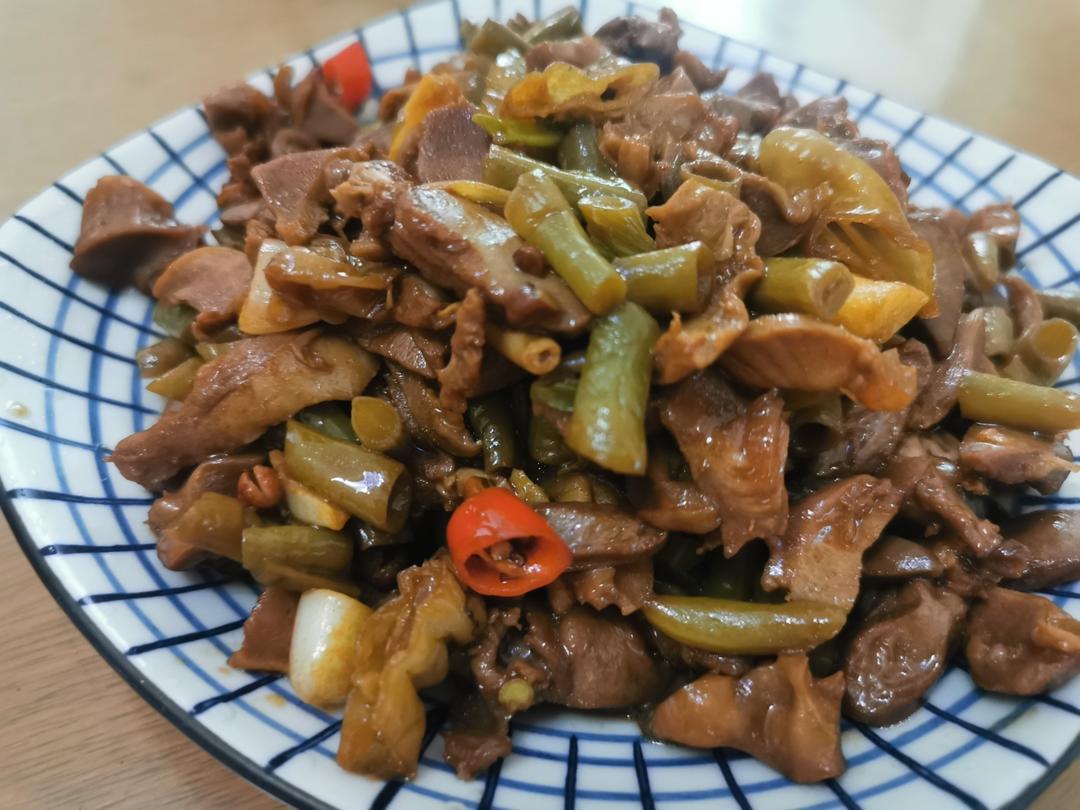 能吃三碗饭的开胃菜-酸辣鸡杂