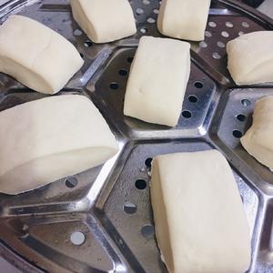 奶香馒头OR红豆包的做法 步骤4