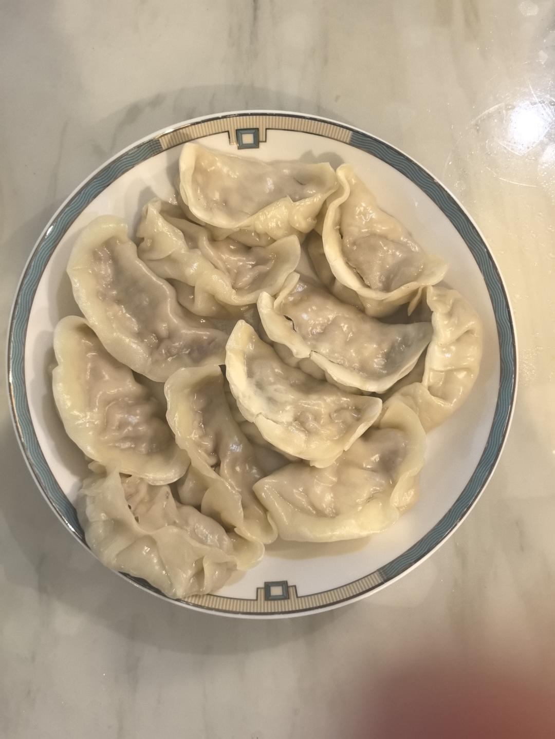 菠菜鸡蛋木耳胡萝卜蒸饺