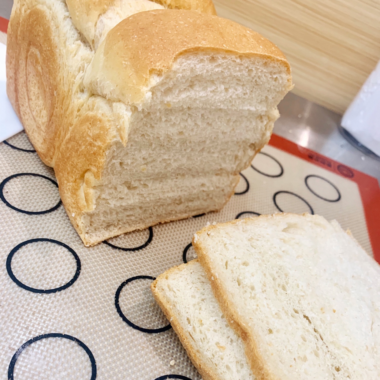 燕麦片替代全麦面粉的全麦面包