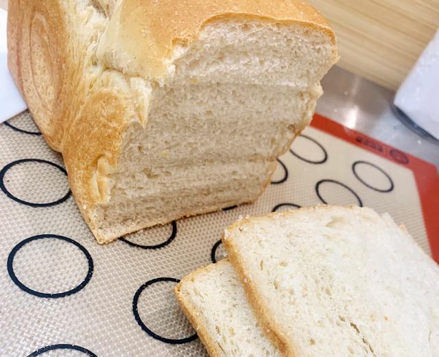 燕麦片替代全麦面粉的全麦面包
