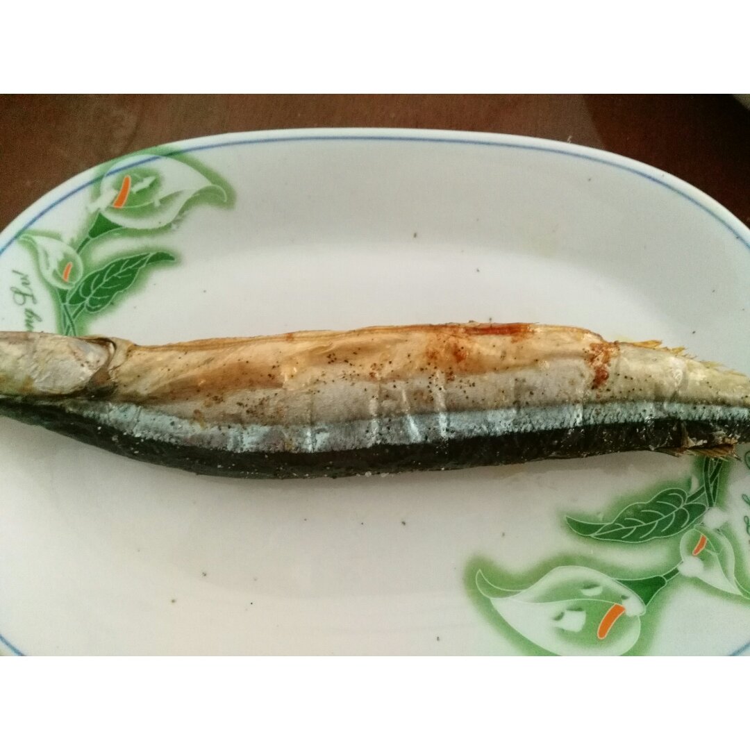 盐烤秋刀鱼