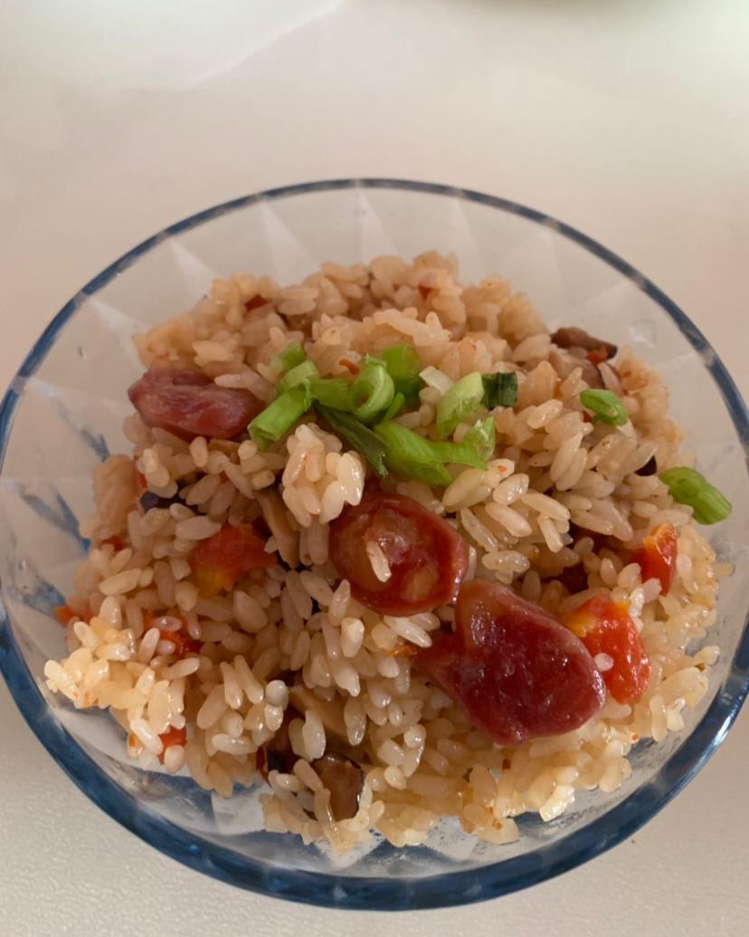 懒人必备～电饭煲腊肠焖饭