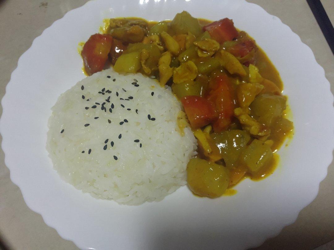 咖喱鸡肉饭