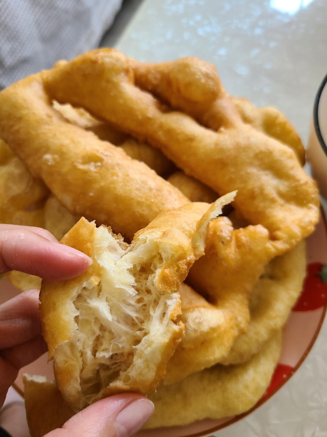 炸油饼这么做 蓬松柔软不浸油 附细节视频详解