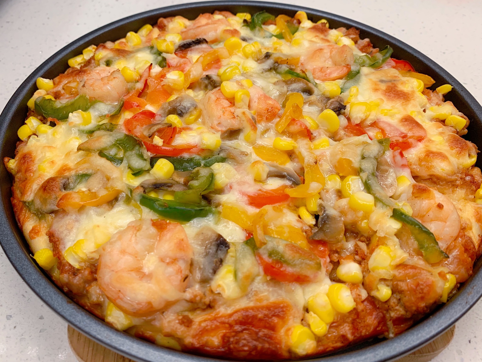 9寸海鲜蔬菜披萨（自制饼底+自制Pizza酱）厚底的做法 步骤11
