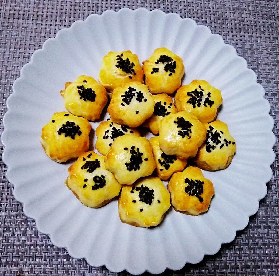 【视频】3分钟 奶油司康Scone(可能是世界上最快手的司康) 消耗淡奶油～