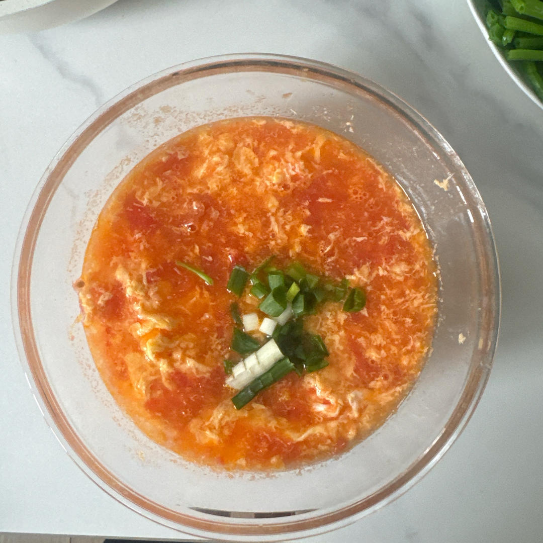 【跟我做不会错】简单又好喝的西红柿鸡蛋汤，家常又营养哦