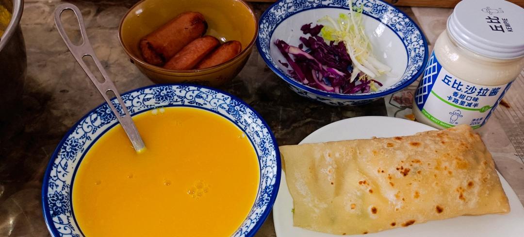 张张都鼓大泡的鸡蛋灌饼这样做不鼓大泡都难