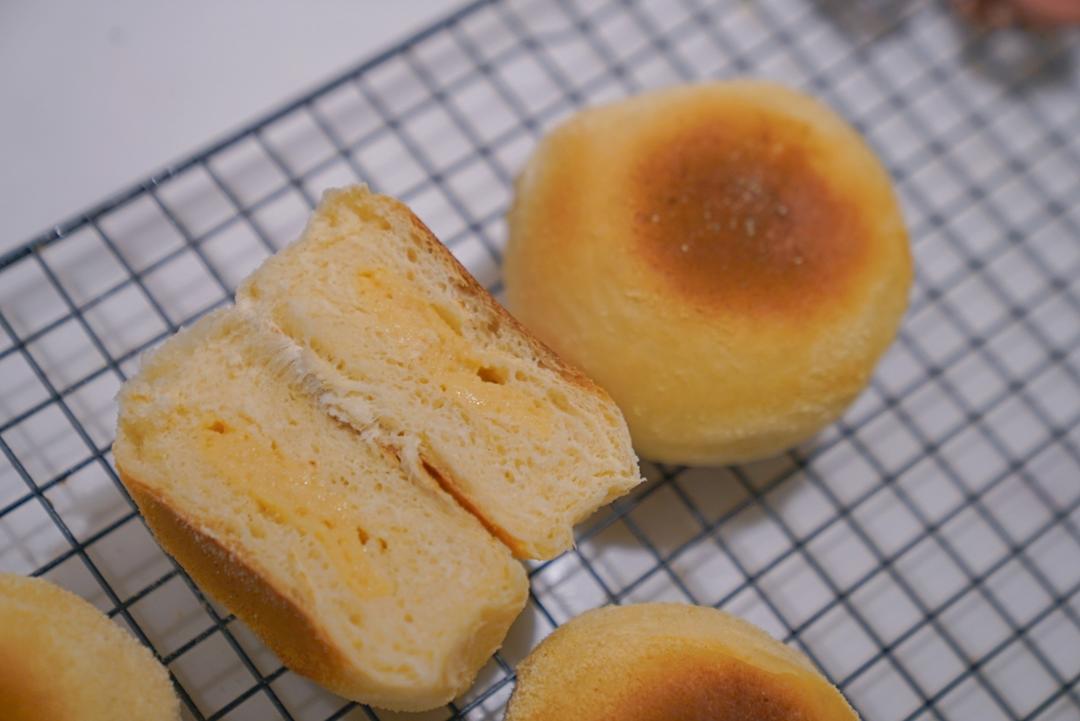 棉花团子一样柔软的云朵豆乳餐包
