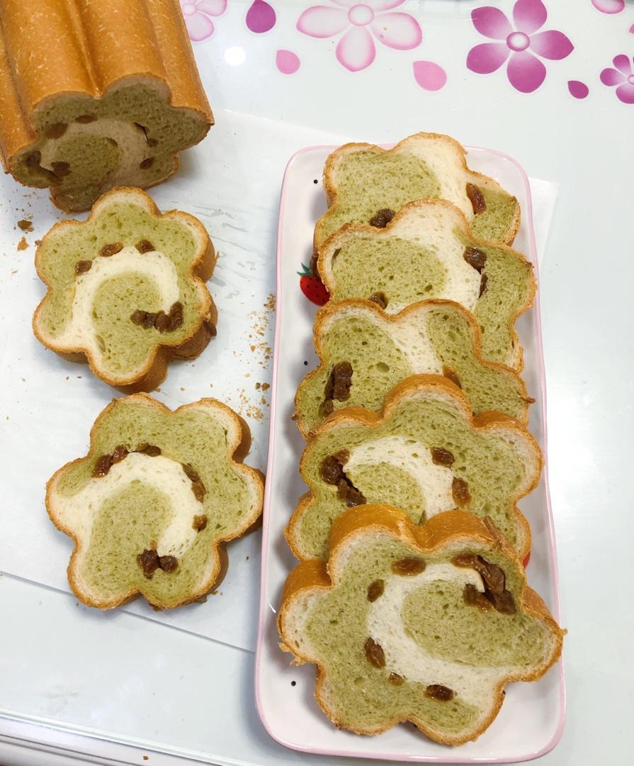 双色蜜豆花朵吐司