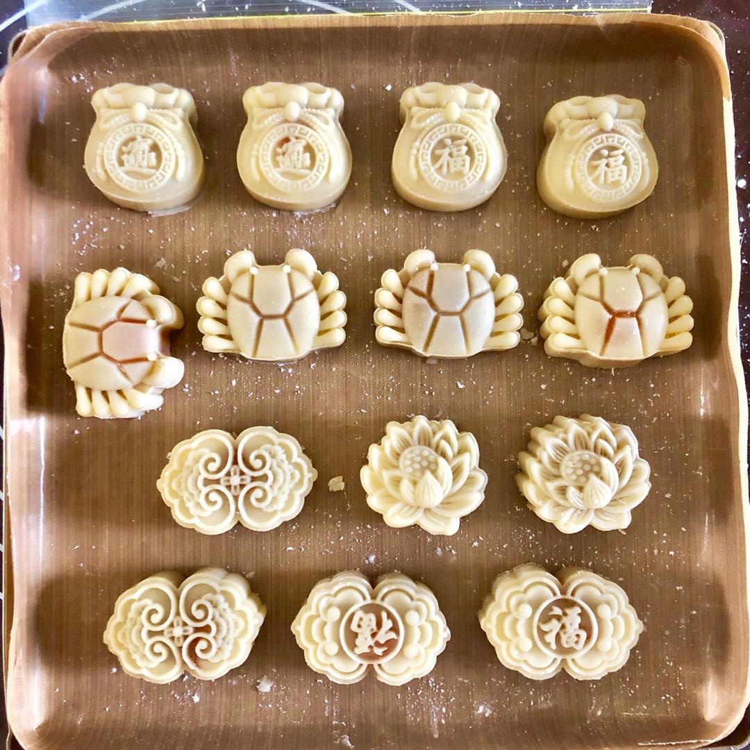 广式蛋黄月饼（75克、50克、各种规格都有）