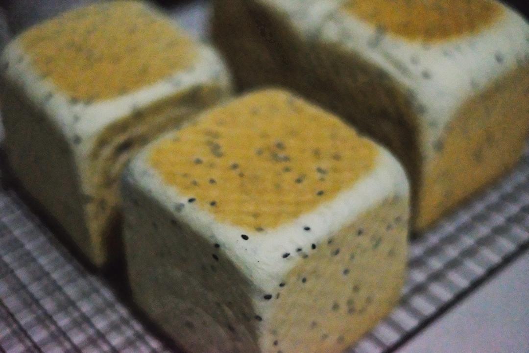 黑芝麻手撕面包