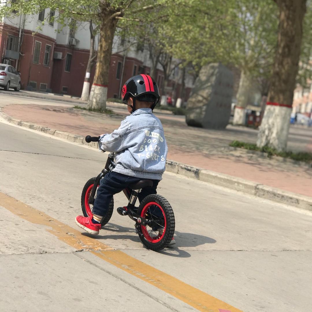 戴小小小七