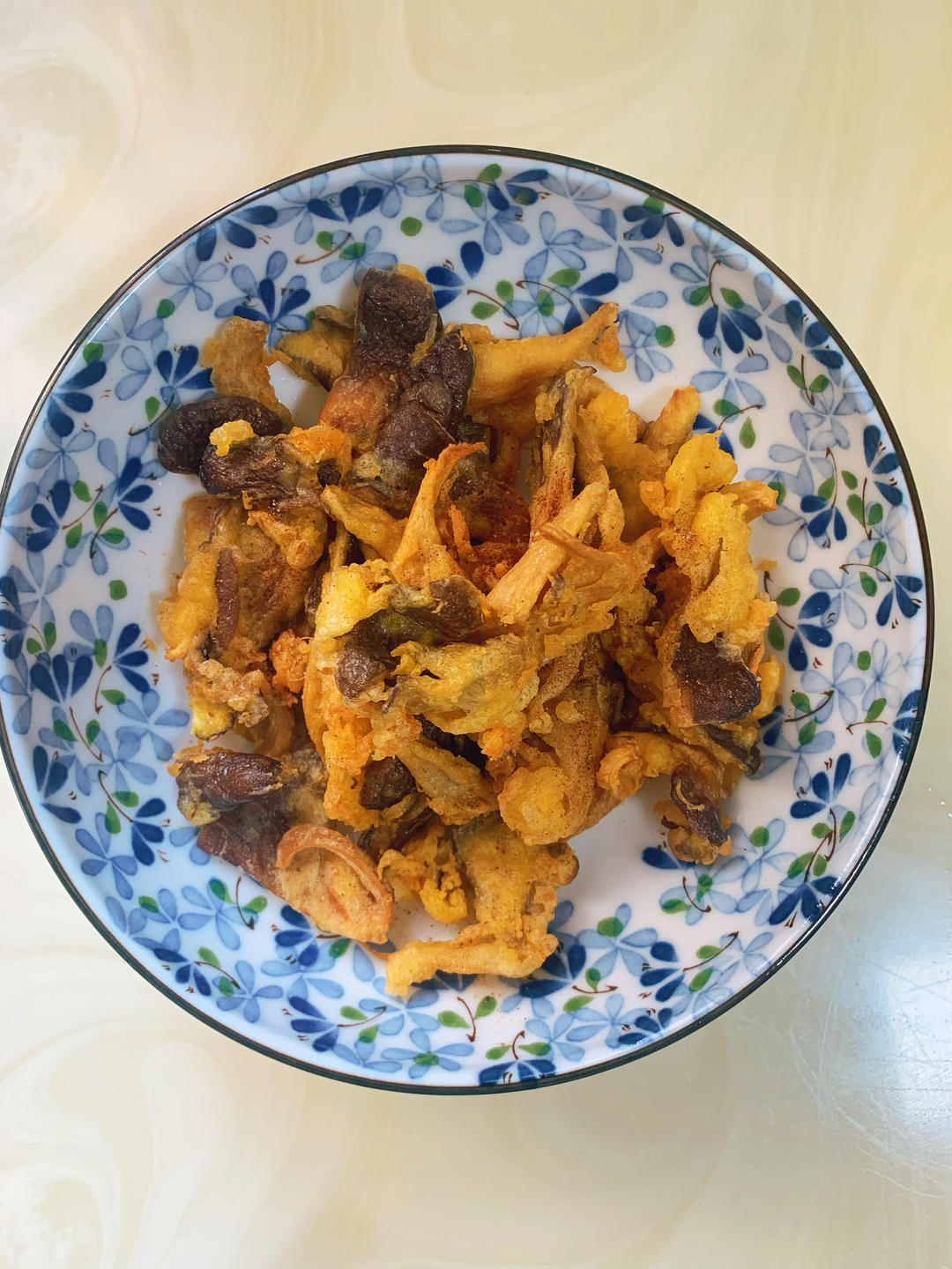 椒盐蘑菇-超好吃的下酒菜