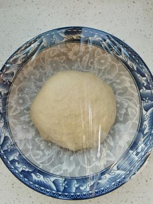 肉松面包—手工揉面—无需出膜的做法 步骤2