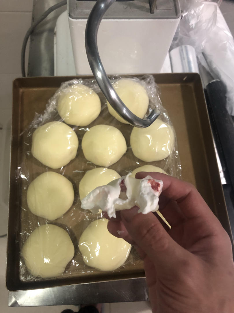 腹黑白胖子——奥利奥雪媚娘
