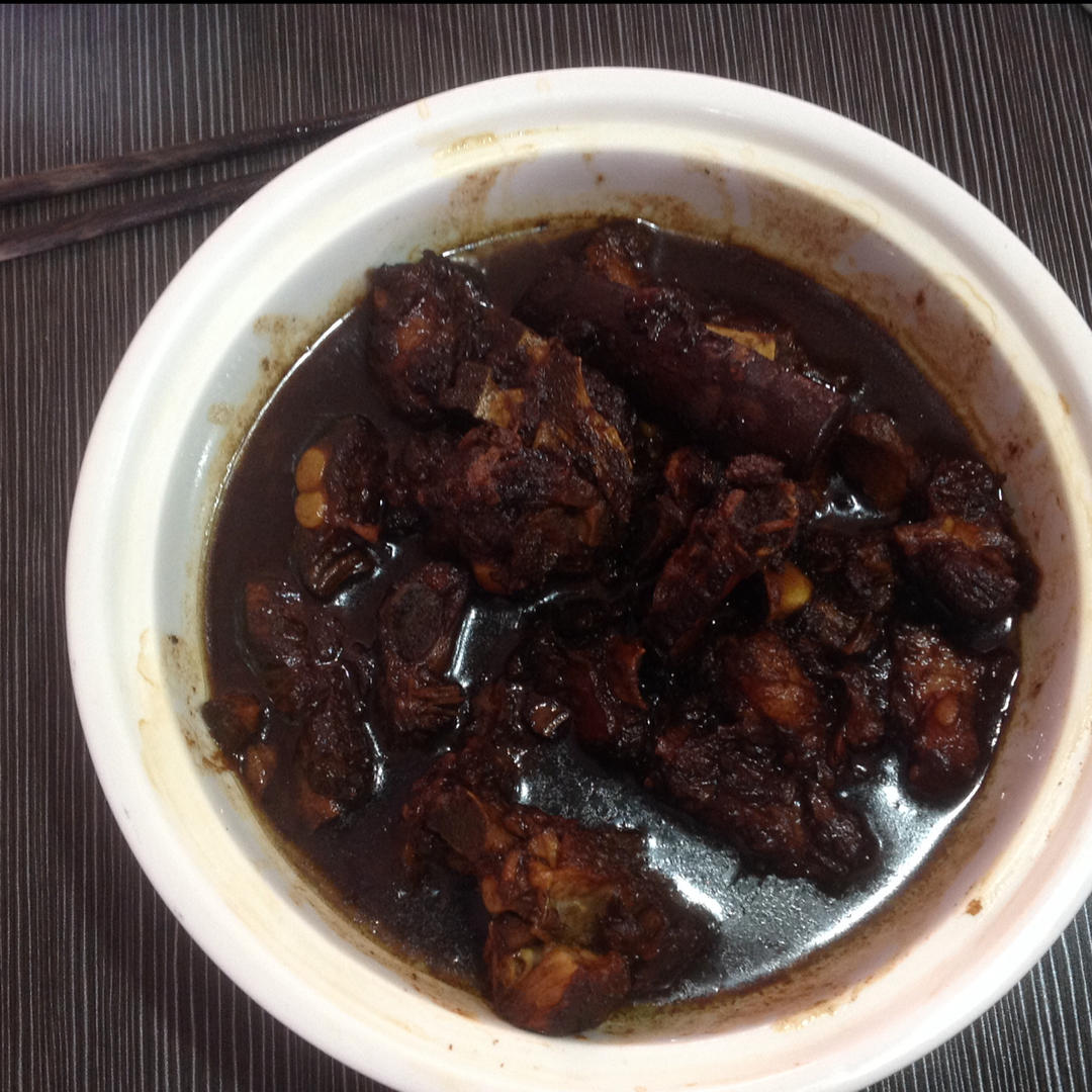 红烧排骨