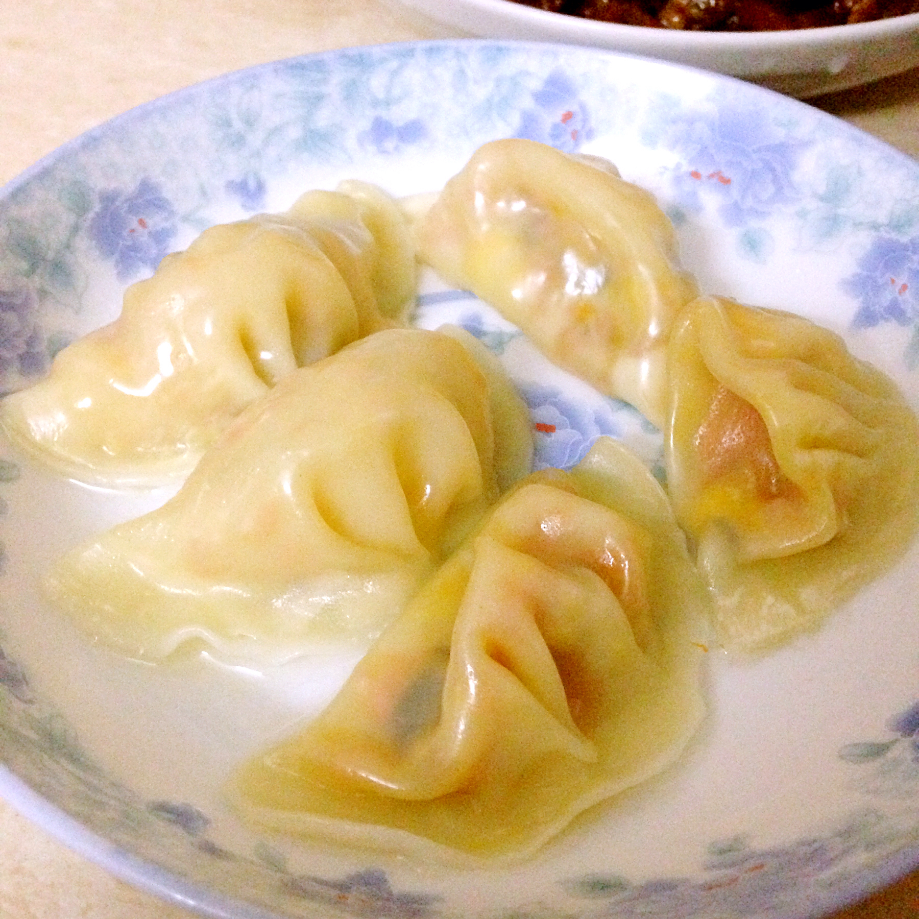 芹菜胡萝卜猪肉水饺